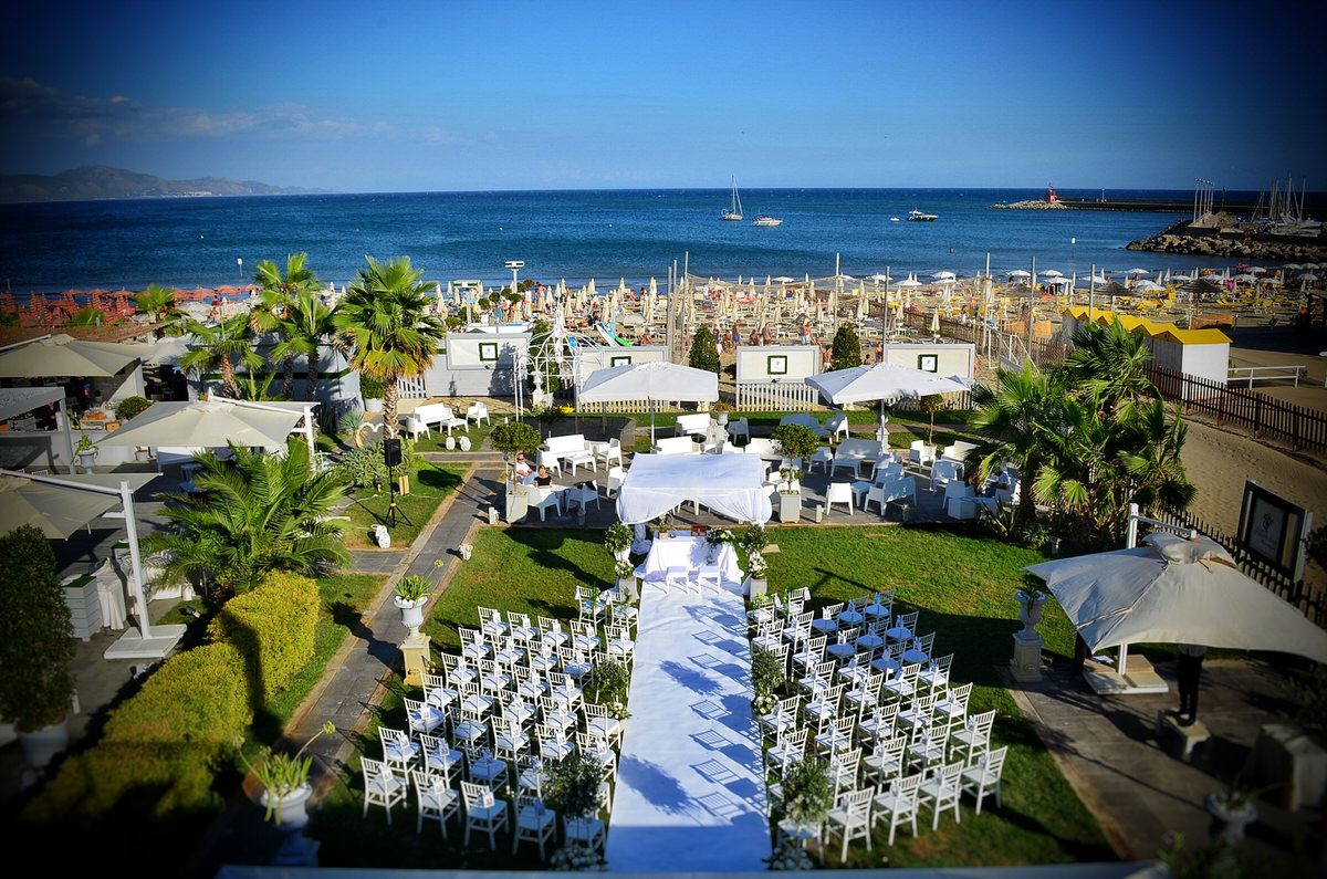 grappolo-d-uva-ricevimenti-matrimonio-rito-sul-prato-4